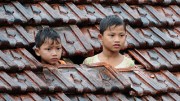 Hình ảnh khiến chúng ta rơi lệ. Tiền Phong online 23/10/2010