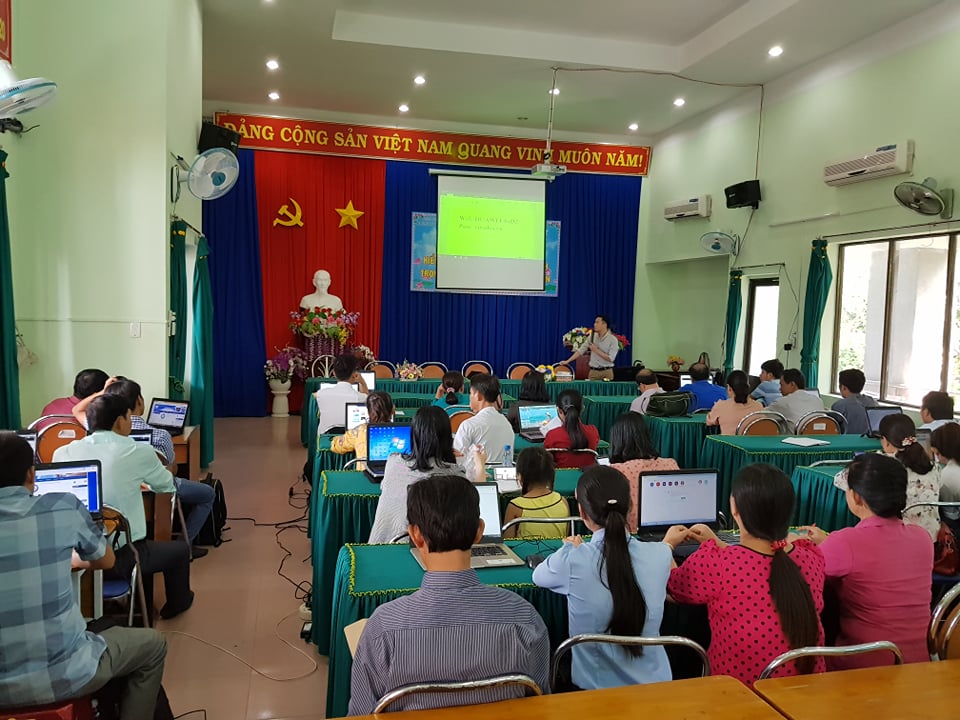 Anh Nguyễn Lương Nam – KTV VINADES hướng dẫn các trường quản trị website