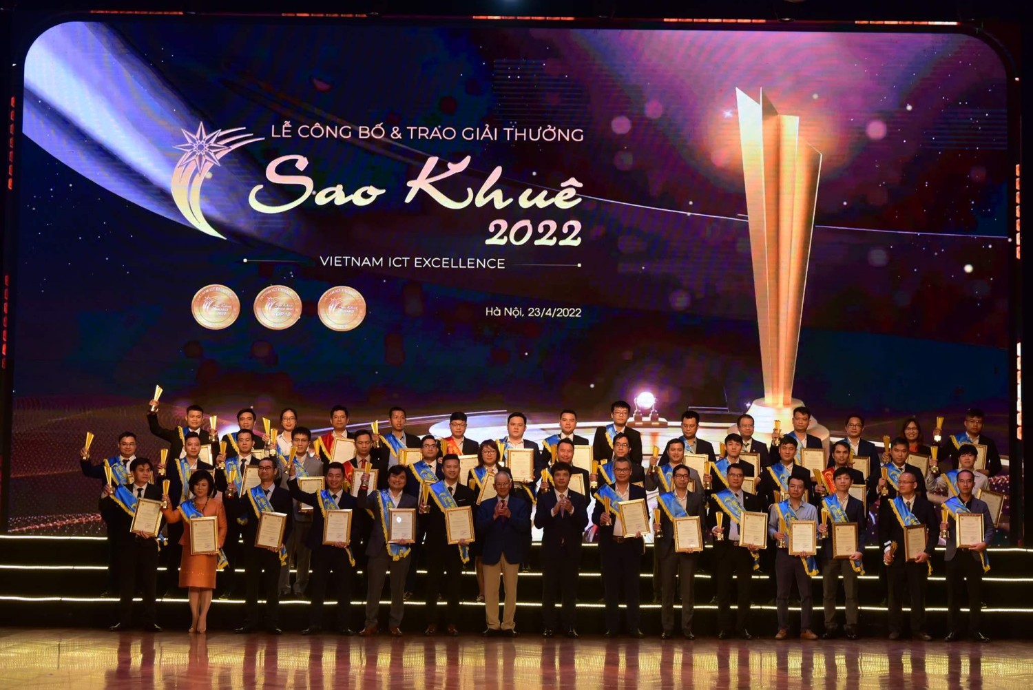 sao khuê 2022