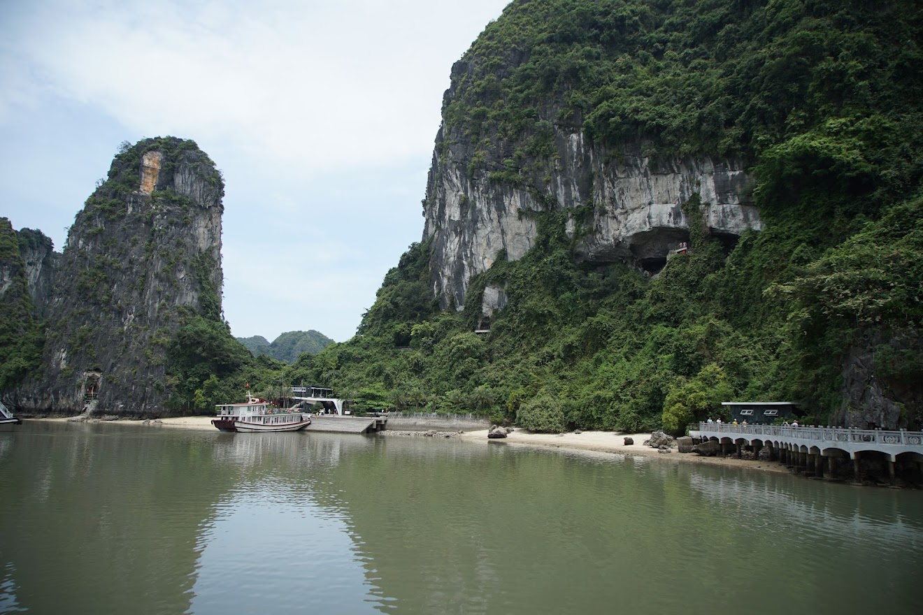 hang sửng sốt vinades